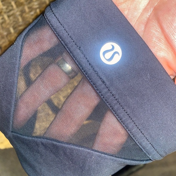 Lululemon Sports‎ Bra - Picture 5 of 5